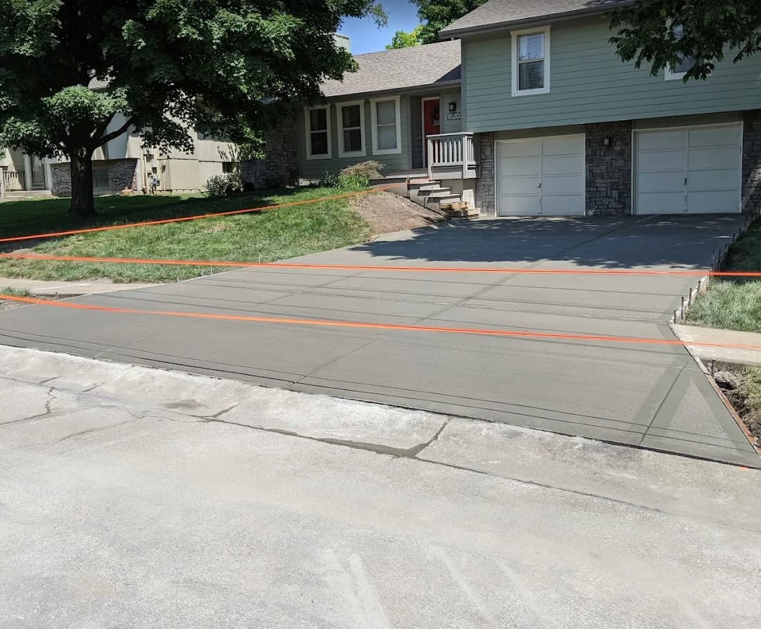Concrete driveway installation in Park Forest, Plano TX